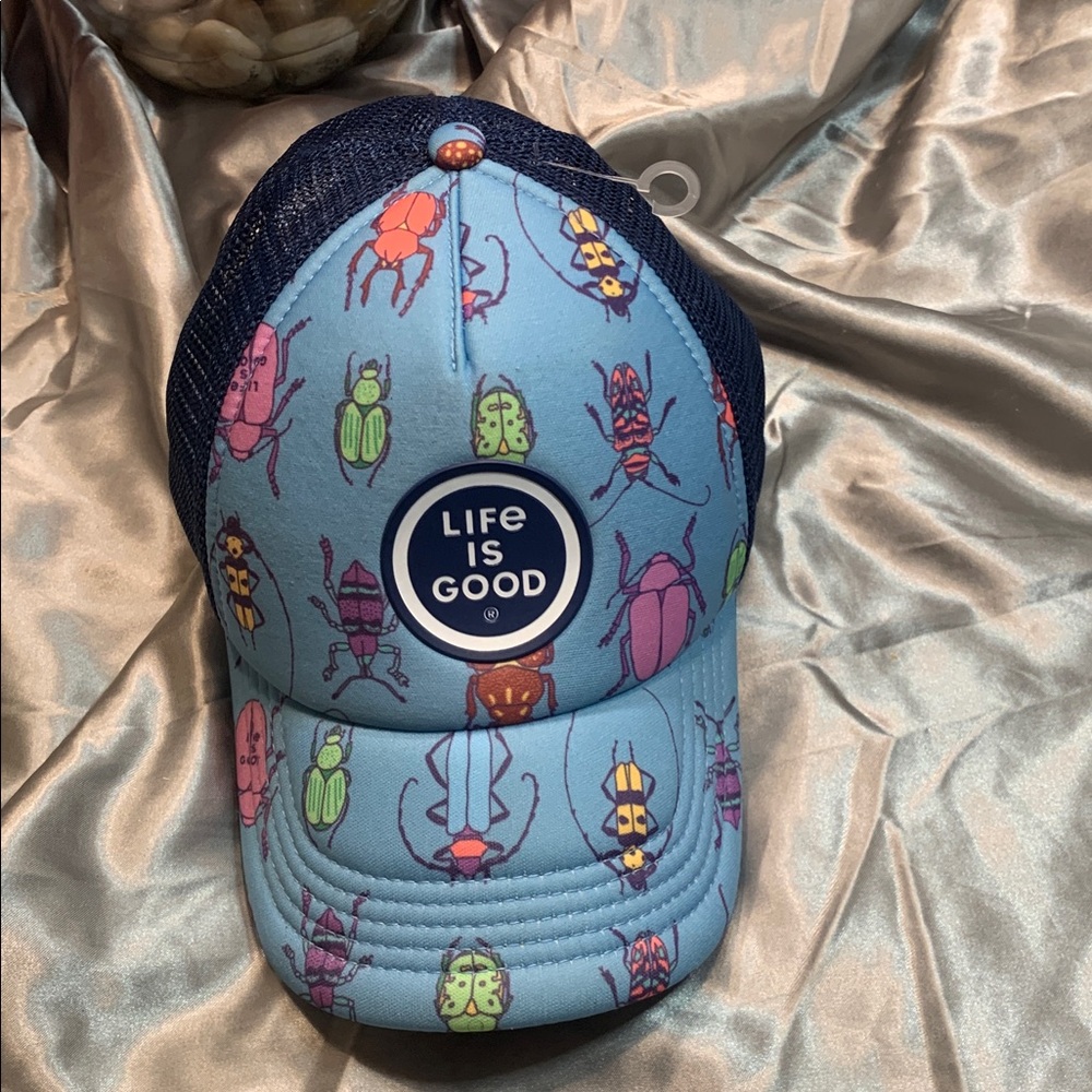 🌹Life Is Good • Unisex Light Blue Bug Pattern Youth Trucker Hat